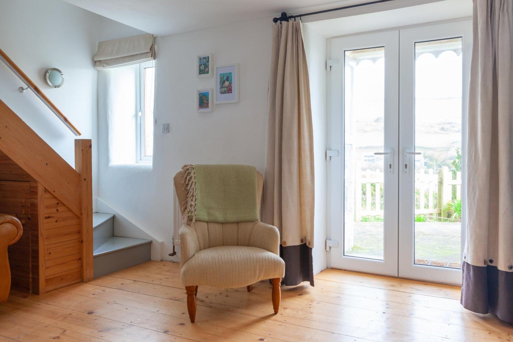 Cosy Beachside Cottage Bigbury الغرفة الصورة